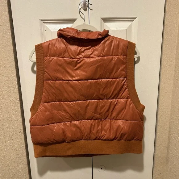 Aerie Offline Puffer Vest in Jupiter Brown , Medium - Picture 8 of 11